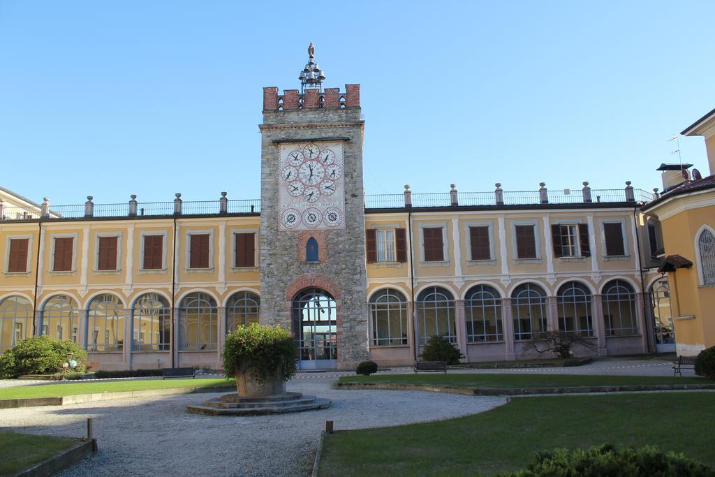 Casa Don Guanella Hotel Cadrezzate Bagian luar foto