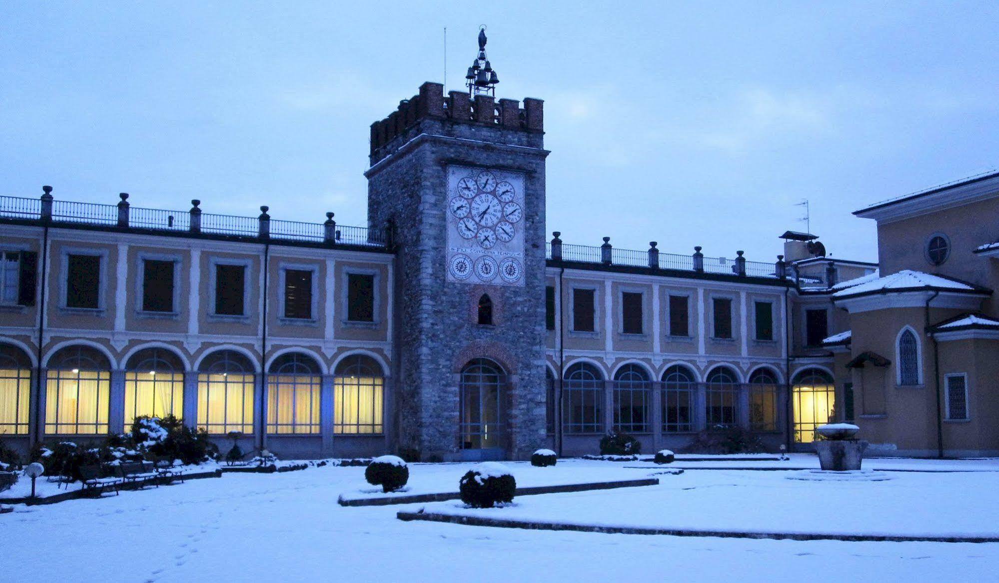 Casa Don Guanella Hotel Cadrezzate Bagian luar foto